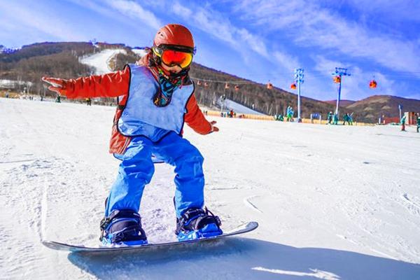 沈阳去哪里可以滑雪