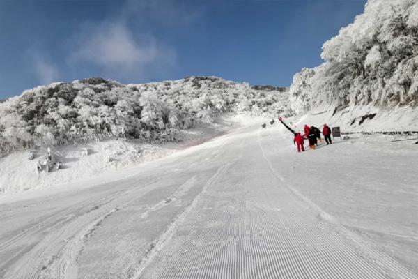 2021-2022重庆金佛山滑雪开放时间及门票价格