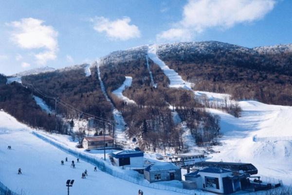 2021亚布力滑雪场门票价格及交通
