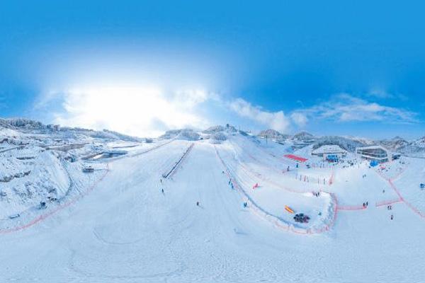 2021-2022恩施绿葱坡滑雪场开放时间-滑雪季卡价格