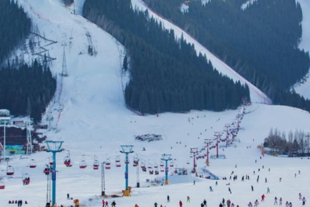 2021乌鲁木齐丝绸之路夜场滑雪什么时候开放
