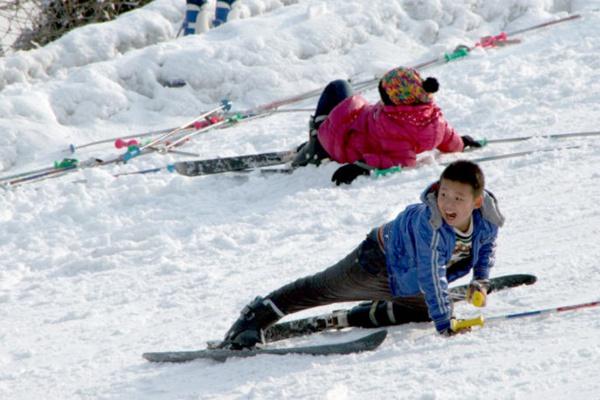 天津南翠屏公園滑雪場門票價格及營業時間