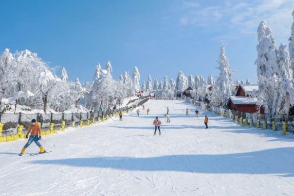成都周边滑雪场 成都周边玩雪的地方