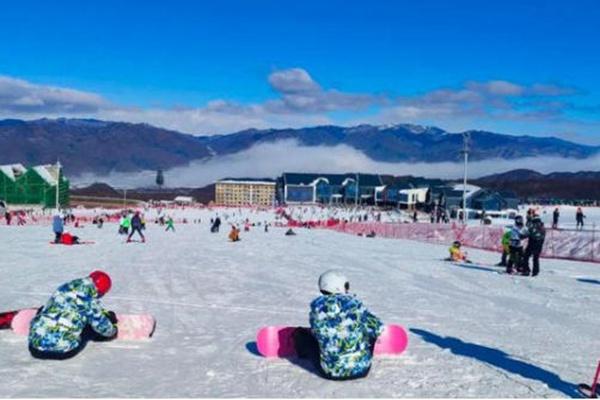 2023太白山鳌山滑雪场游玩攻略 - 门票价格 - 开放时间 - 地址 - 交通 - 天气