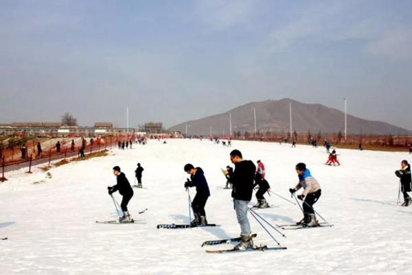 太白山滑雪场门票多少钱什么时候开