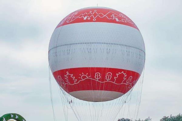 武汉东湖氦气球开放时间和乘坐氦气球的价格介绍