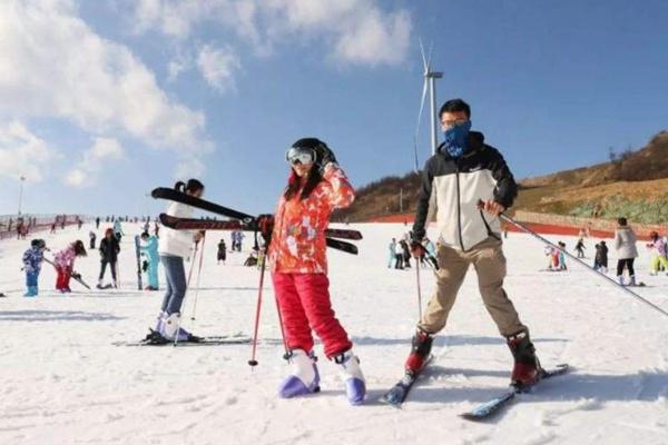 2021五峰国际滑雪场什么时候营业