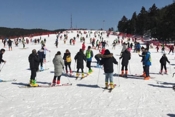 2021商量岗滑雪场门票多少钱 什么时候开业