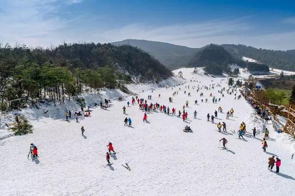 2023大明山萬松嶺滑雪場開放時間 - 門票價格 - 交通 - 游玩攻略