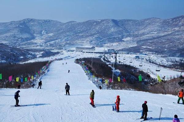 何家溝滑雪場什么時候開門票及游玩攻略