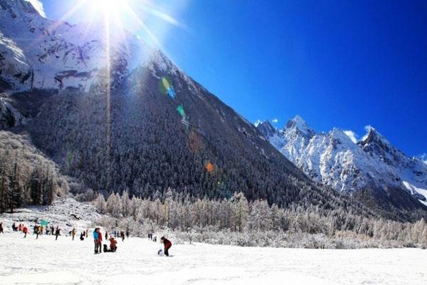 3,理县毕棚沟滑雪场