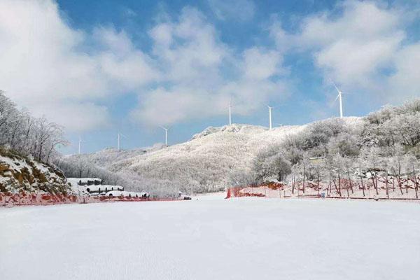 襄阳横冲国际滑雪场在哪里怎么走