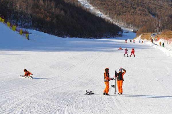 2021-2022青州驼山滑雪场开放时间-价格