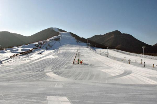 密云南山滑雪场2021开放时间