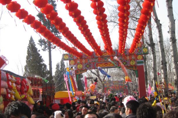 北京庙会都有哪些地方
这些地方的庙会很热闹