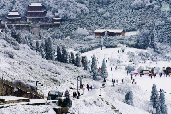 重庆哪里有滑雪的地方