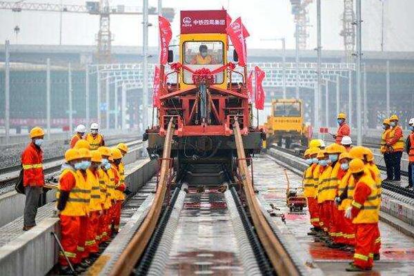 湖杭铁路什么时候通车 12月16日湖杭铁路开始全线铺轨