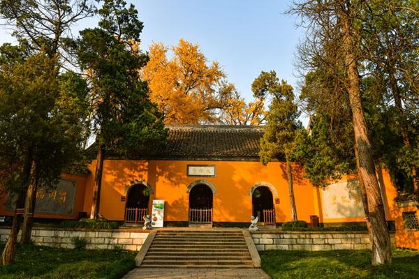 扬州著名寺庙
扬州有名的寺庙有哪些