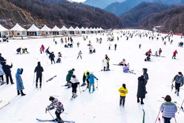 2022尧山滑雪场春节营业吗