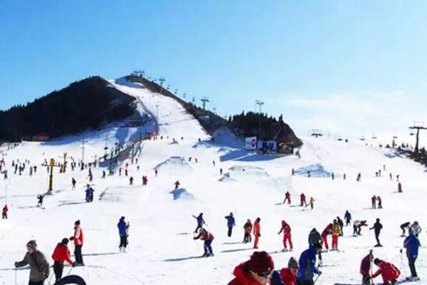 济南滑雪场哪个好玩 每一个体验感都很棒
