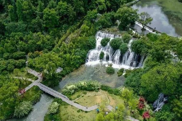 貴陽(yáng)天河潭旅游度假區(qū)門票 - 在哪里 - 攻略