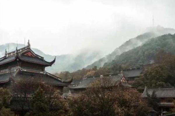 杭州灵隐寺于12月21日起恢复开放公告