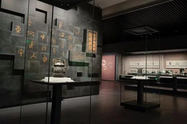 湖北省博物馆十大镇宝之物是什么