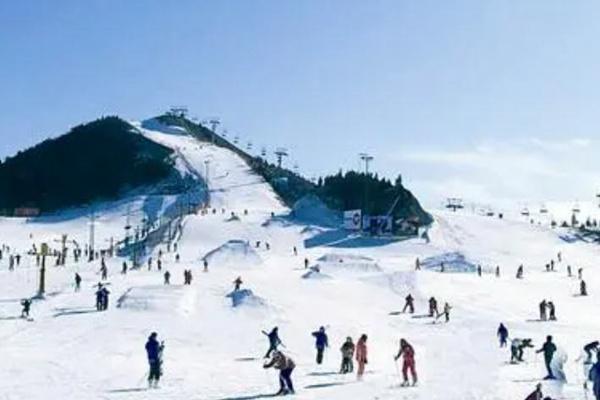 九龙山滑雪场门票多少钱