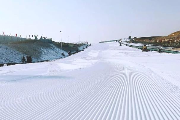 济宁滑雪场在哪里 哪个好玩