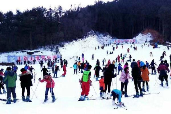 安庆滑雪场在哪里