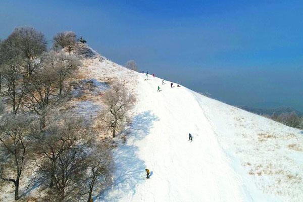 哈爾濱周邊哪個滑雪場好玩