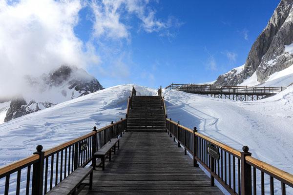 2022玉龙雪山景区因天气原因暂停接待游客通知