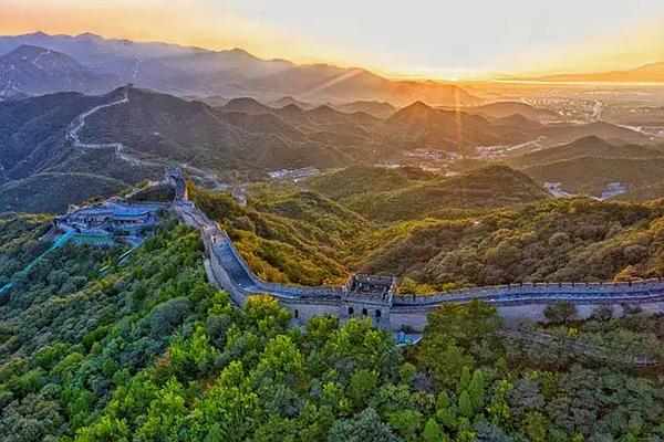 去北京八达岭长城旅游怎么坐车