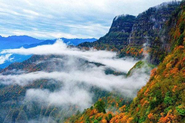 瓦屋山景區開放時間及索道運行時間