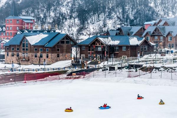 四川滑雪哪里比较好 四川滑雪性价比最高的地方