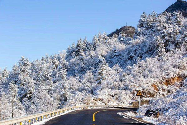 重庆周边玩雪攻略 重庆周边看雪的旅游景点