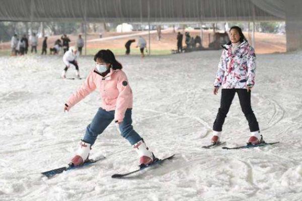 武汉趣谷滑雪场门票多少钱及游玩攻略 