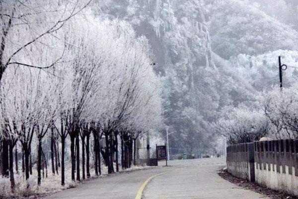 秦皇島有滑雪的地方嗎 哪個(gè)滑雪哪里好玩