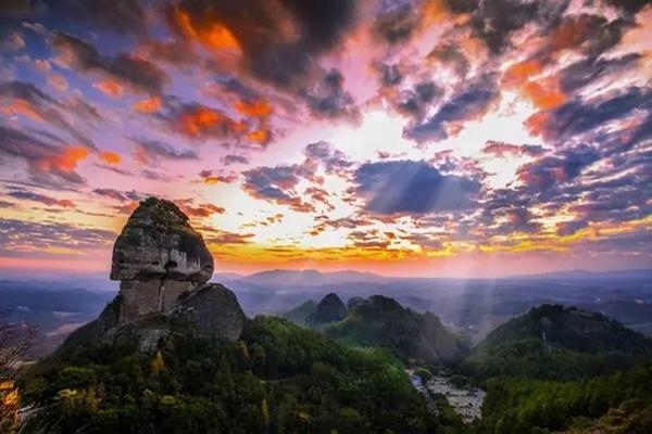 韶關丹霞山交通指南