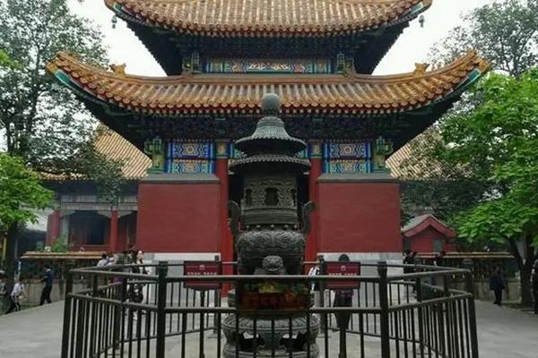北京寺庙哪个香火最旺?北京寺庙哪个最灵验