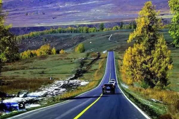 新疆自驾游公路指南
