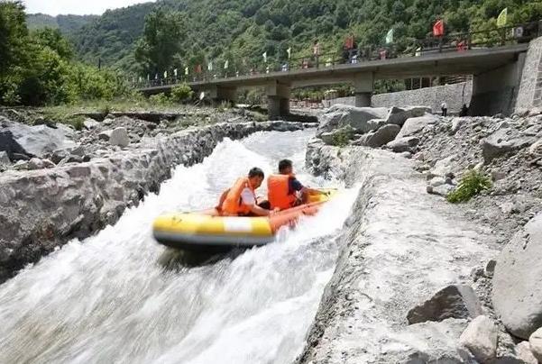 嶂石巖漂流今年幾月份開放