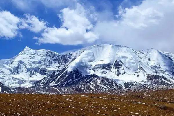 阿僧玛卿雪山最好拍摄面 附交通攻略