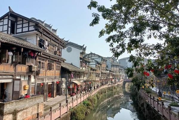 重庆有哪些比较具有特色的古镇 最具特色的古镇