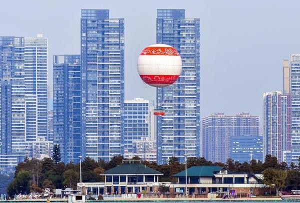 武汉东湖氦气球开放时间和乘坐氦气球的价格介绍