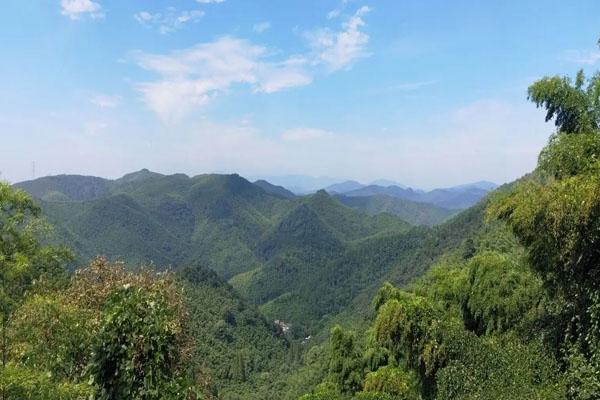 杭州周边爬山去哪里比较好 八大热门爬山景点