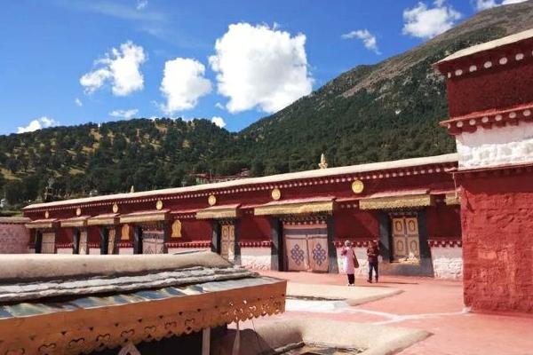 西藏小众寺庙景点推荐