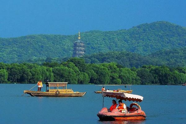 2022年6月15日-8月31日暑期杭州西湖游船实行减免20元优惠政策