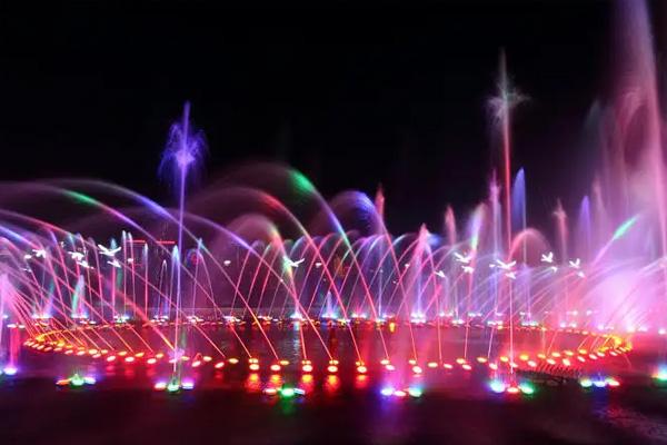 南昌秋水广场音乐喷泉几点开始2022