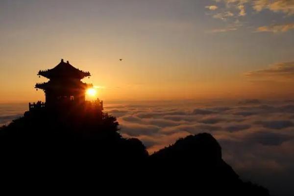 老君山看日出最好天面 老君山日出日降最好没有雅景面